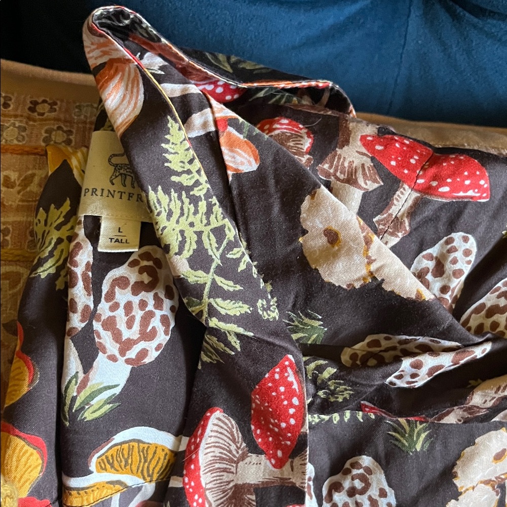NWOT Printfresh Mushroom Medley  Large/Tall Pajama Top & Bottoms Eco Satin - Picture 6 of 7